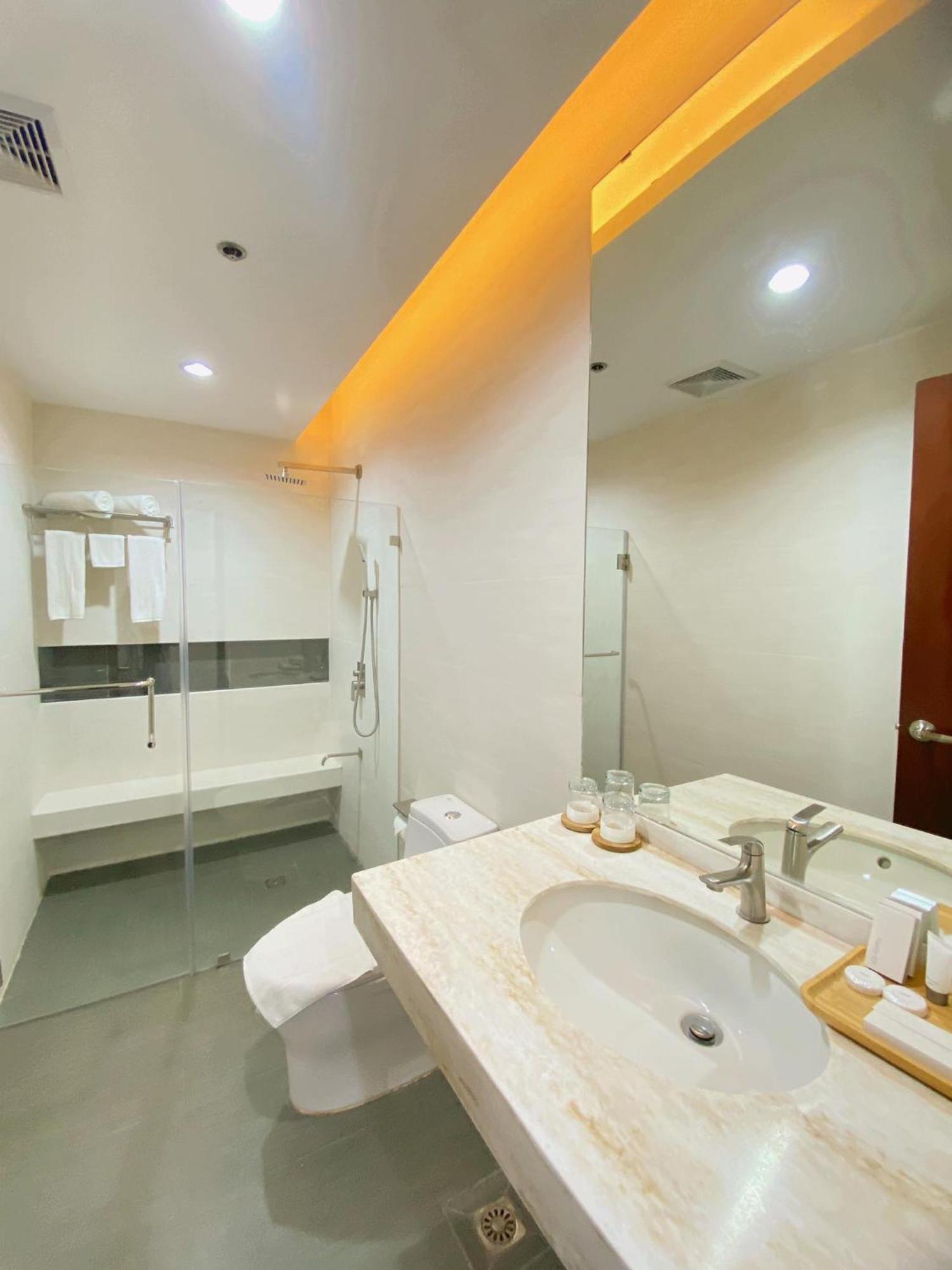 Jrp Vanyard Resort Hotel Kalibo Eksteriør bilde
